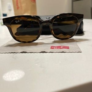 Ray ban tortoise sunglasses polarized